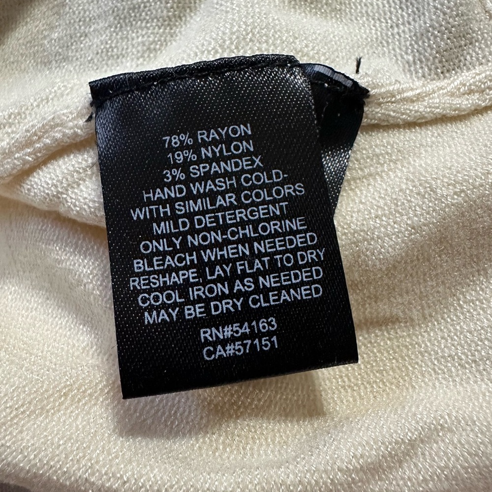 Jessica Howard cream sweater, size large. Lightweight. Good condition. - Picture 6 of 6